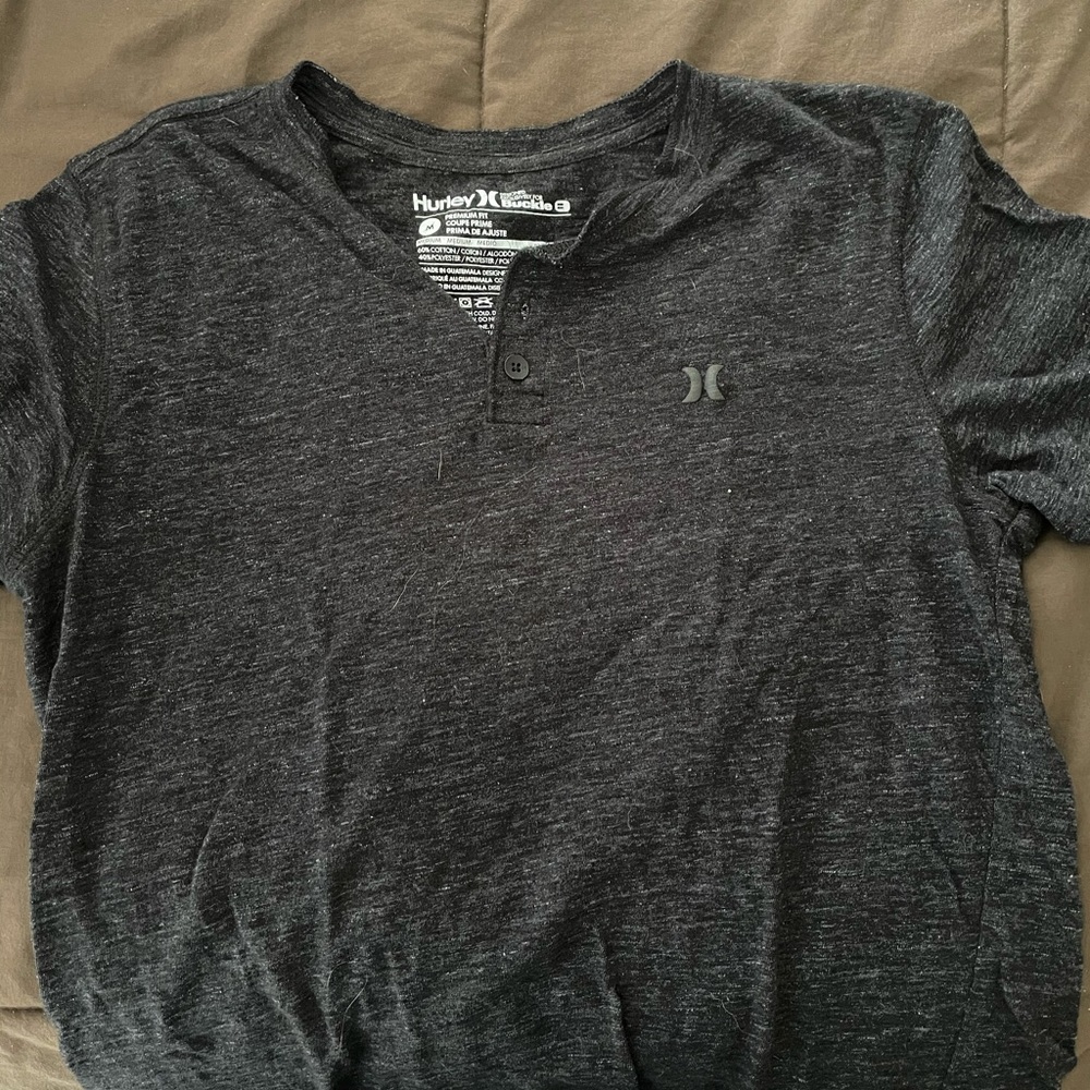 Hurley shirt from Buckle